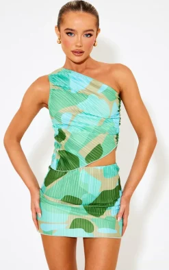 Online PrettyLittleThing Print Plisse Low Rise Micro Mini Skirt Green
