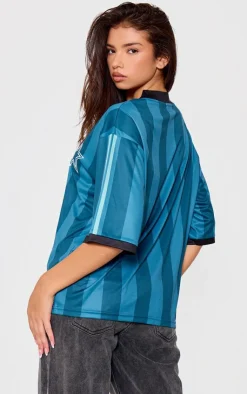 PrettyLittleThing T-Shirts*Green Striped Football Jersey