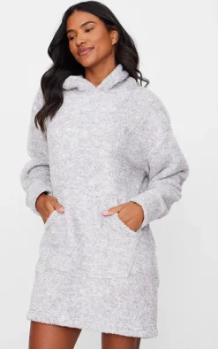 PrettyLittleThing Christmas Gifts*Borg Hooded Blanket