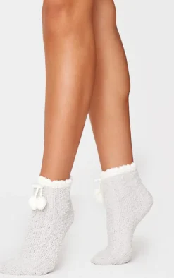 PrettyLittleThing Socks*Cable Pom Pom Cosy Socks