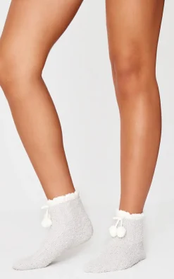 PrettyLittleThing Socks*Cable Pom Pom Cosy Socks