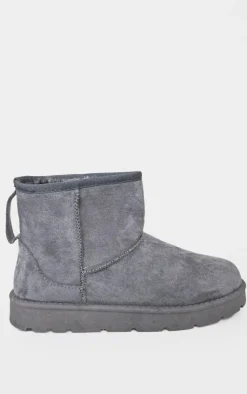 PrettyLittleThing Ankle Boots*Faux Suede Cleated Ankle Boots