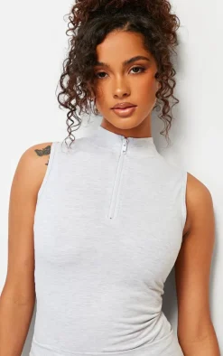 PrettyLittleThing Sleeveless Tops*Snatched Sculpt Half Zip Sleevless Bodysuit