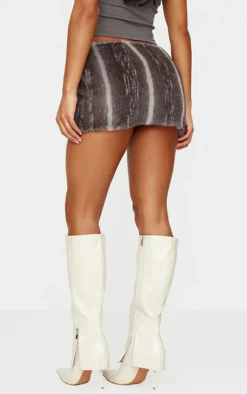 PrettyLittleThing Christmas Shop*Printed Faux Fur Micro Mini