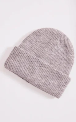 PrettyLittleThing Hats*Ribbed Knit Beanie