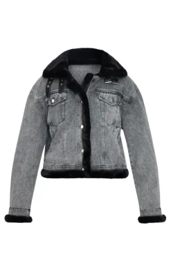 PrettyLittleThing Aviator Jackets*Soft Faux Fur Aviator Style Denim Jacket