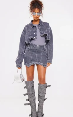 Online PrettyLittleThing Washed Curved Hem Denim Jacket Grey