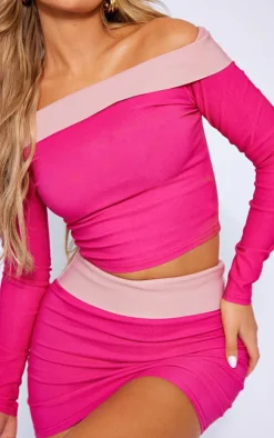 New PrettyLittleThing Stretch Woven Fold Over Detail Micro Mini Skirt Hot Pink
