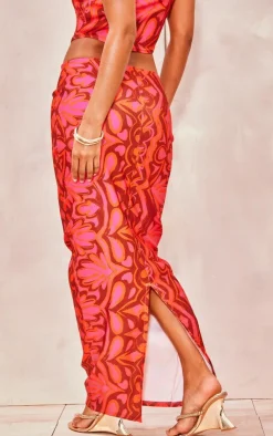 New PrettyLittleThing Tile Print Stretch Woven Low Rise Midaxi Skirt Hot Pink