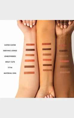 PrettyLittleThing Lip Liners*Iconic London Fuller Pout Sculpting Lip Liner