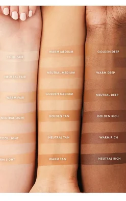 PrettyLittleThing Foundation*Iconic London Super Smoother Blurring Skin Tint