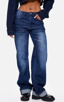 PrettyLittleThing Christmas Shop*Turn Up Hem Jeans