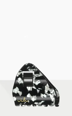 PrettyLittleThing Hair Tools*Invisibobble Everclaw Past Midnight