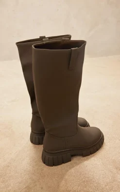 PrettyLittleThing Wide Fit Boots*Wide Fit Pu Slip On Knee High Boots