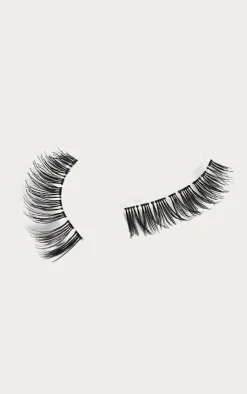 PrettyLittleThing False Eyelashes*Land of Lashes Invisible Band Eyelashes LL06
