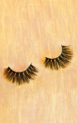 PrettyLittleThing False Eyelashes*Land of Lashes Luxury Faux Mink Siren