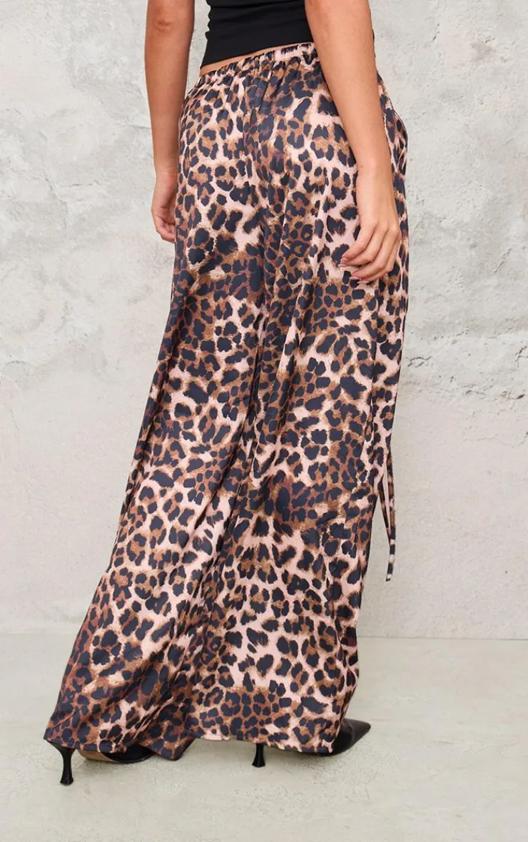 PrettyLittleThing Christmas Day Outfits*Premium Satin Low Rise Wide Leg Drawstring Pants