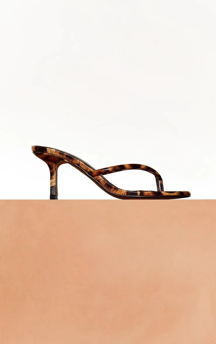 PrettyLittleThing Mules*Leopard Print PU Round Toe Thong Mid Heeled Mules