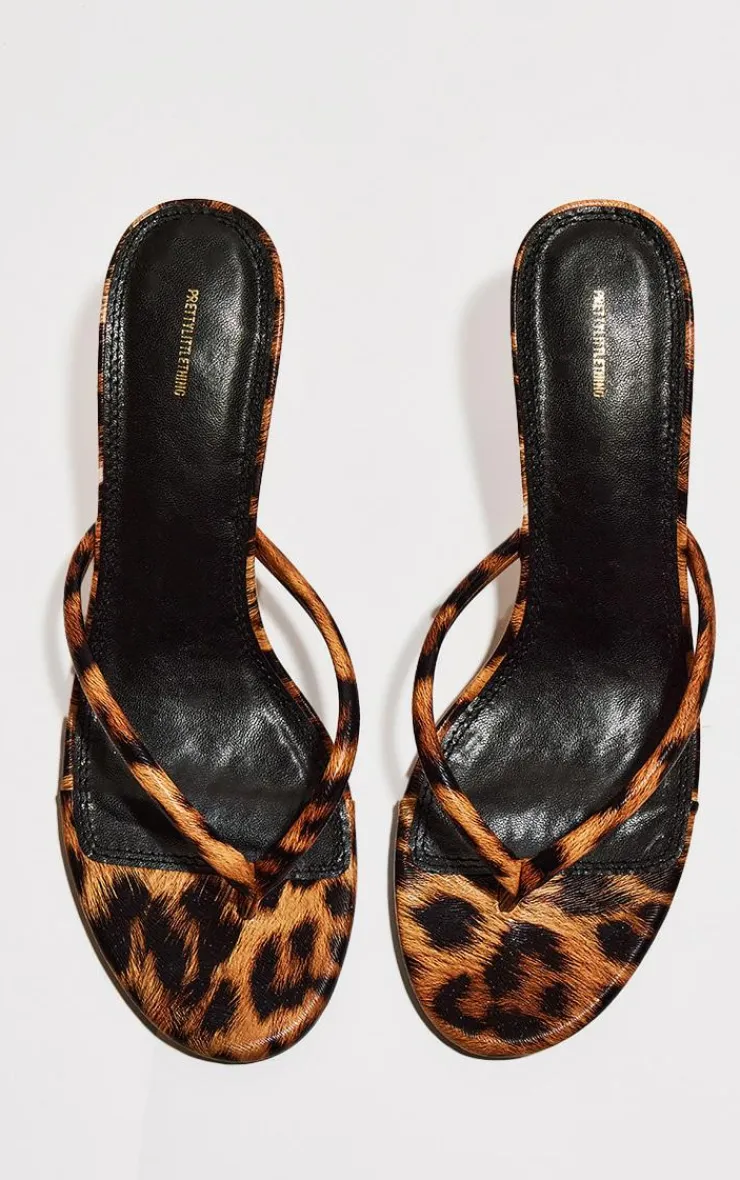 PrettyLittleThing Mules*Leopard Print PU Round Toe Thong Mid Heeled Mules
