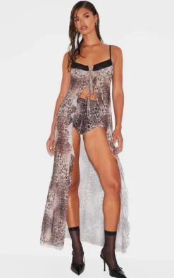 Best PrettyLittleThing Printed Mesh Hot Pants Leopard