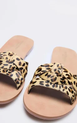 PrettyLittleThing Wide Fit Sandals*Real Leather Wide Fit Flat Mule Sandals