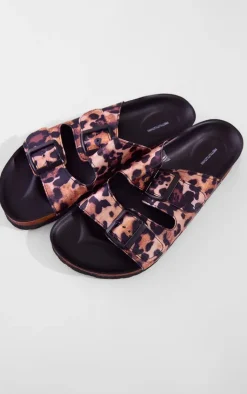 PrettyLittleThing Flat Sandals*Satin Round Toe Double Buckle Flat Sandals