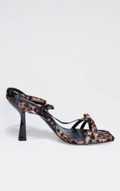 PrettyLittleThing Heeled Sandals*Satin Wide Fit Square Toe Bow Heeled Sandals