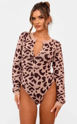 Best PrettyLittleThing Soft Knit Button Up Bodysuit Leopard