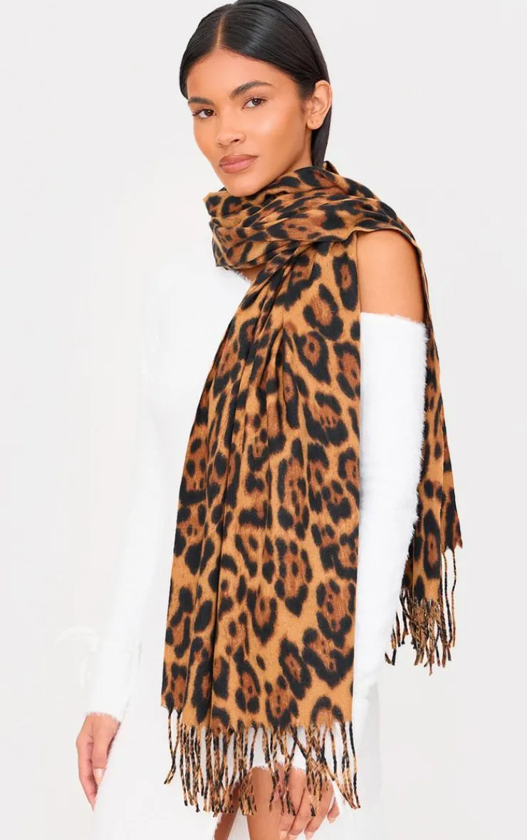 PrettyLittleThing Scarves & Gloves*Tassel Scarf
