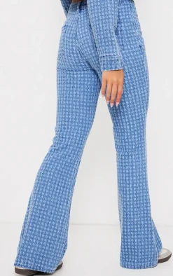 Outlet PrettyLittleThing Distressed Stripe Denim Flare Jeans Light Blue
