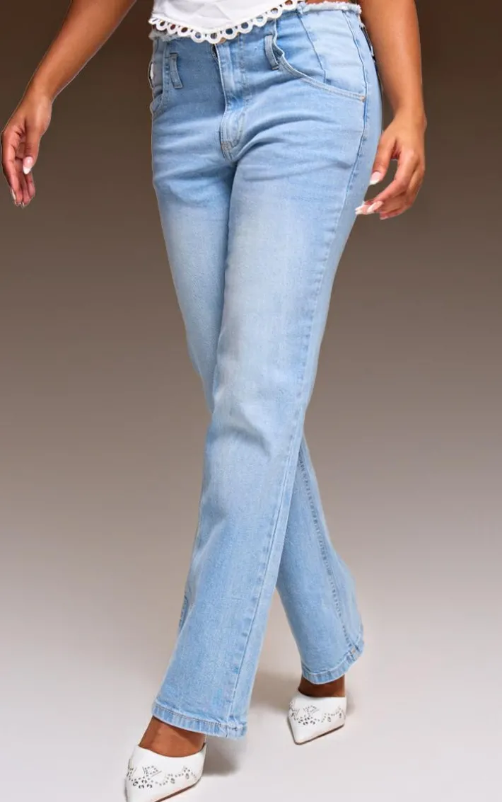Light Blue Wash Frayed Hem Relaxed Fit Jeans