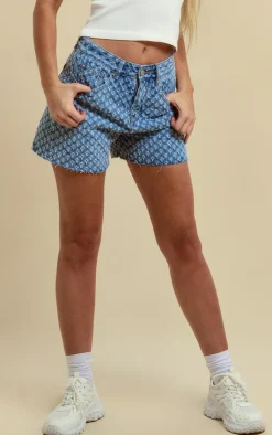 New PrettyLittleThing Textured Denim Shorts Light Blue Wash