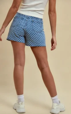 New PrettyLittleThing Textured Denim Shorts Light Blue Wash