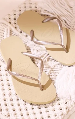 PrettyLittleThing Flat Sandals*Light en Havaianas Slim