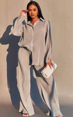 Hot PrettyLittleThing Plisse Button Front Oversized Shirt Light Grey