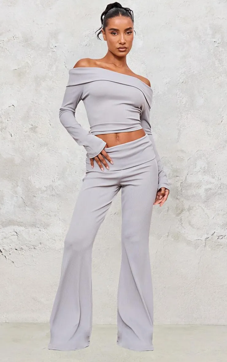 Hot PrettyLittleThing Rib Foldover Bardot Flute Sleeve Longline Top Light Grey