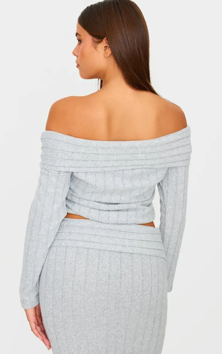 Online PrettyLittleThing Light Grey Soft Rib Off The Shoulder Long Sleeve Long Top Moss Grey