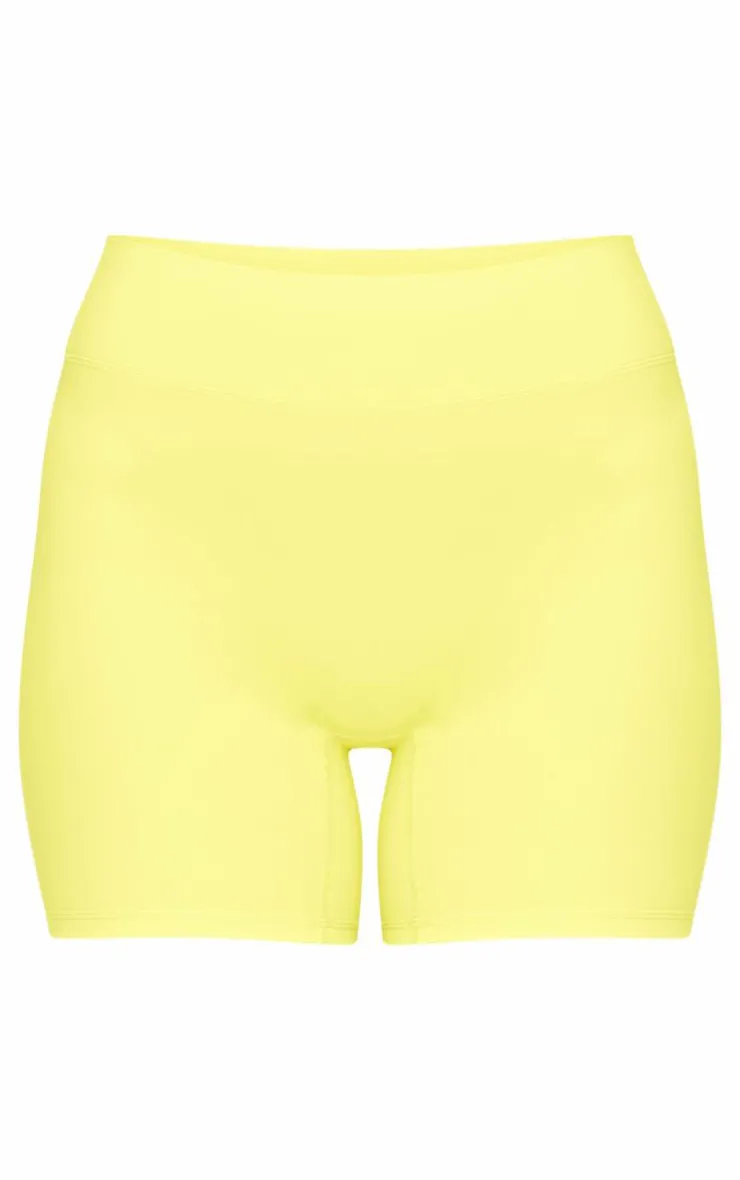 PrettyLittleThing Gym Shorts*Sculpt High Waist Gym Shorts