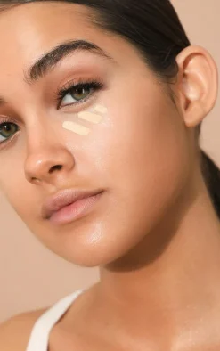 PrettyLittleThing Contouring*L'Oréal Paris True Match Concealer