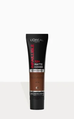 PrettyLittleThing Foundation*L'Oreal Paris Infallible 32H Matte Liquid Foundation with 4% Niacinamide SPF 25 Shade