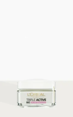 PrettyLittleThing Moisturizers*L'Oreal Paris Triple Active Day Moisturiser Dry and Sensitive Skin 50ml