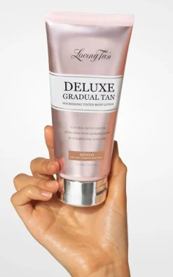 PrettyLittleThing Tanning*Loving Tan Deluxe Gradual Tan 150Ml