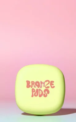 PrettyLittleThing Bronzers*Made By Mitchell Bronze Pods Domed Bronzer -
