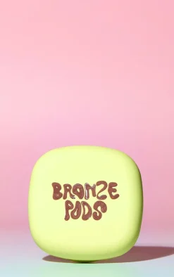PrettyLittleThing Bronzers*Made By Mitchell Bronze Pods Domed Bronzer -
