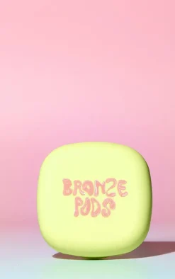 PrettyLittleThing Bronzers*Made By Mitchell Bronze Pods Domed Bronzer -