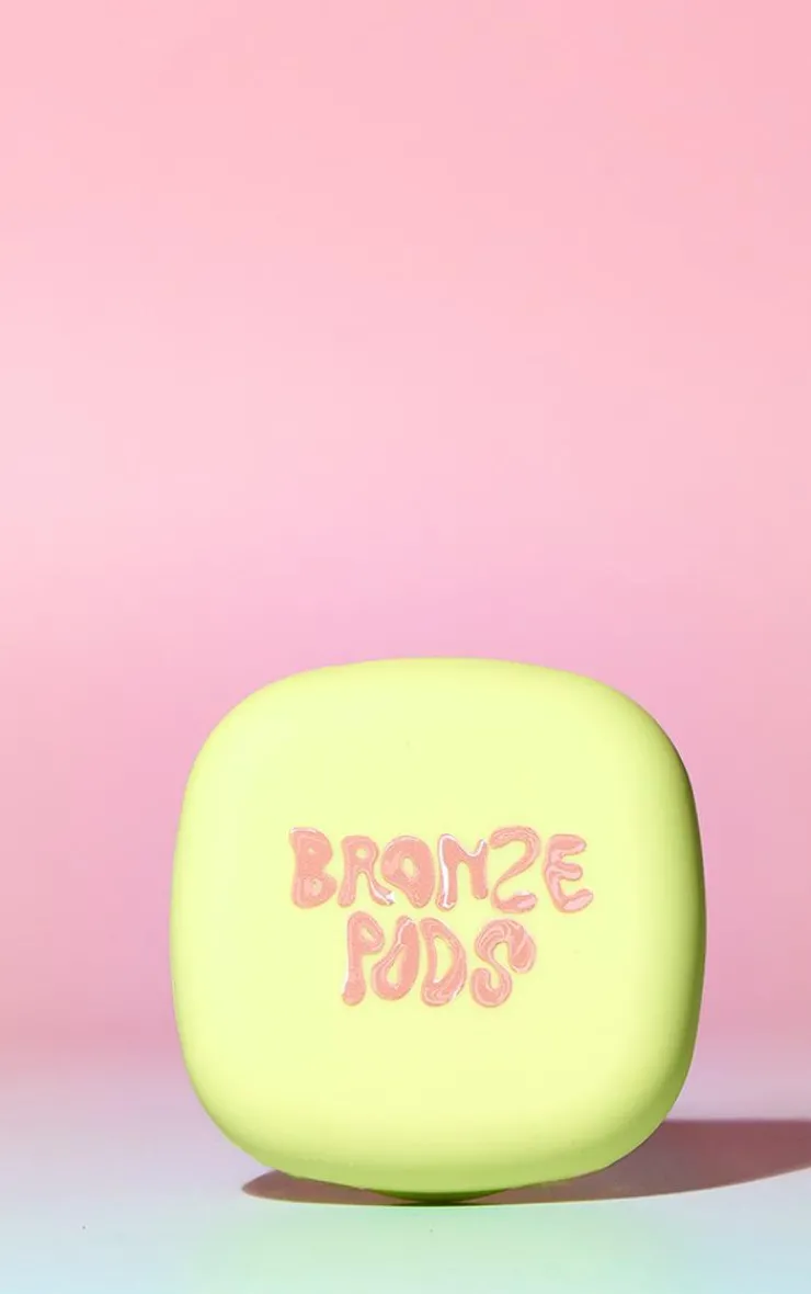PrettyLittleThing Bronzers*Made By Mitchell Bronze Pods Domed Bronzer -