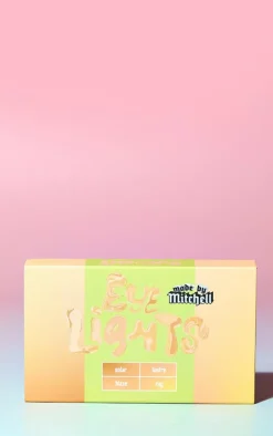 PrettyLittleThing Palettes*Made By Mitchell Eyelights Brightening Powder Palette -
