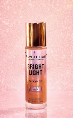 PrettyLittleThing Primers*Makeup Revolution Bright Light Face Glow