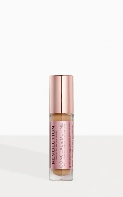 PrettyLittleThing Contouring*Makeup Revolution Conceal & Define Concealer