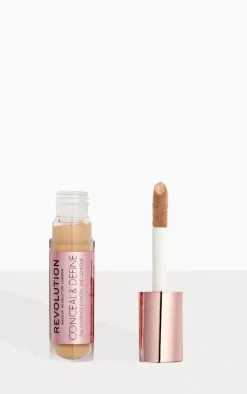PrettyLittleThing Contouring*Makeup Revolution Conceal & Define Concealer
